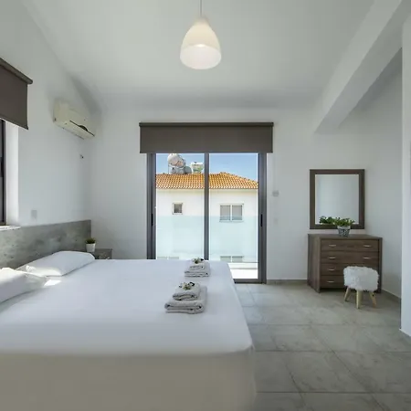 Napa Deluxe Villa *