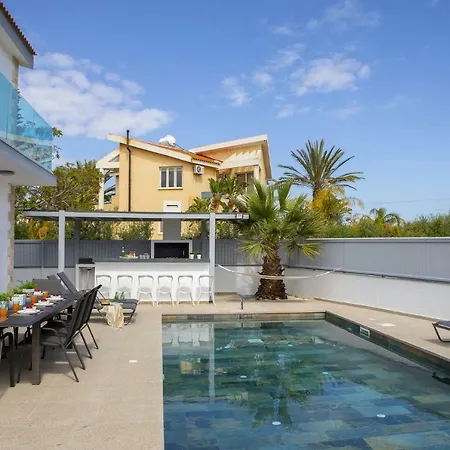 Napa Deluxe Agia Napa