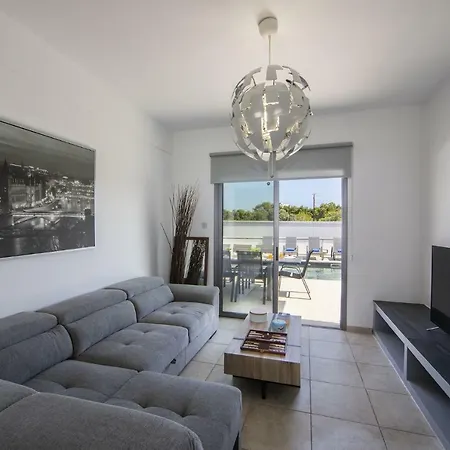 Villa Napa Deluxe